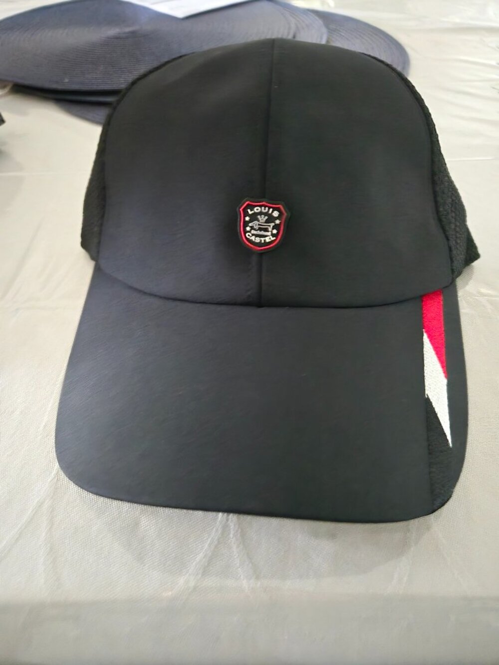 Louis Castel Cap